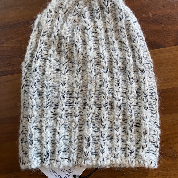 NWT Isabel Marant Freja/TU Beanie Ecru/Black - Picture 3 of 5